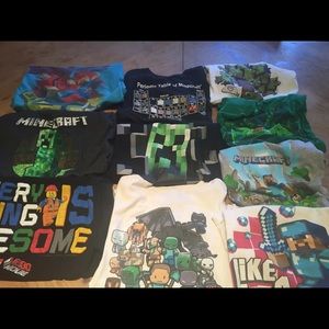 Kids Minecraft t-shirts. Size M youth