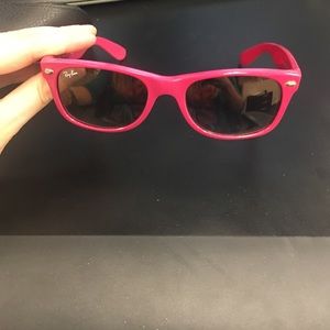 **LAST CHANCE** Pink Ray Ban Wayfarer