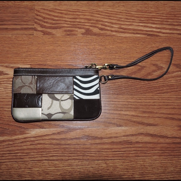 REAL COACH WRISTLET