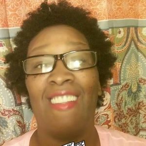 Meet your Posher, Annette