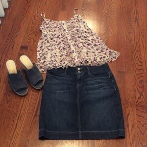 Banana republic denim skirt SZ 8 p