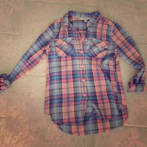 American Eagle plaid shirt.