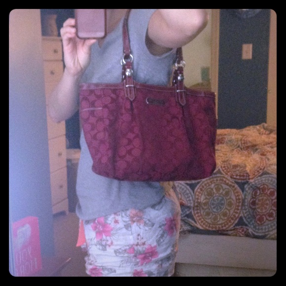Coach bag in excellent condition! - Picture 1 of 2