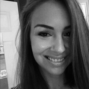 Meet your Posher, Stefanie