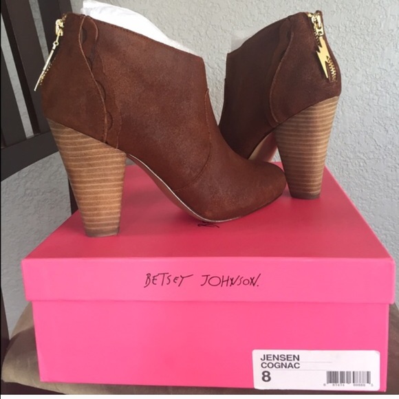 ๐HP๐Betsey Johnson booties - Picture 4 of 4