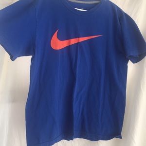 Nike T-shirt