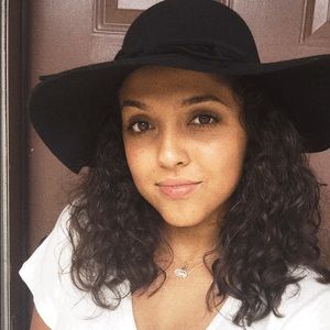 Meet your Posher, Hailey