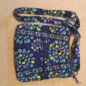 Vera Bradley cross body purse