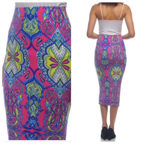 Beautiful print skirt - Picture 3 of 3