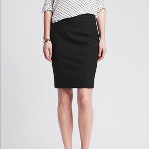 Black Lightweight Wool Pencil Skirt