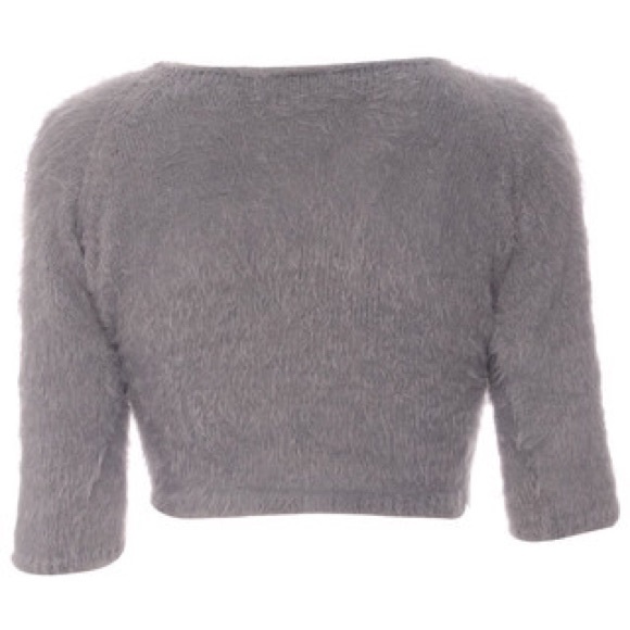 Fluffy knit Crop top! - Picture 3 of 3