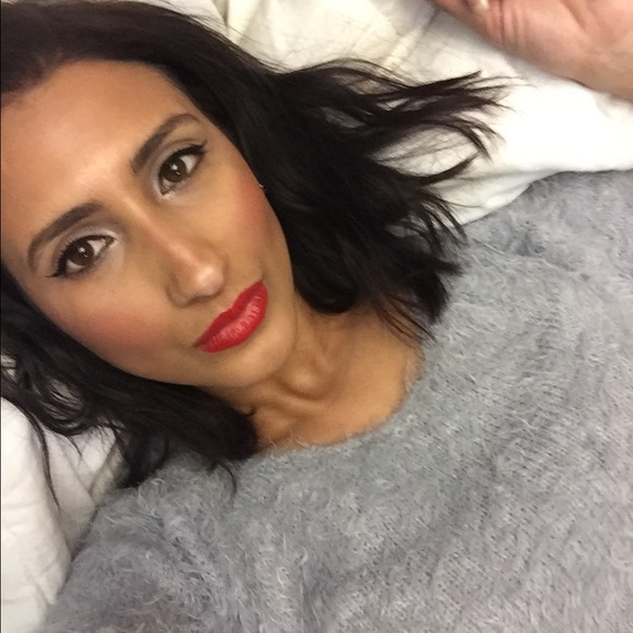 Fluffy knit Crop top! - Picture 2 of 3