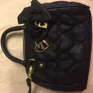 Betsey Johnson mini heart satchel