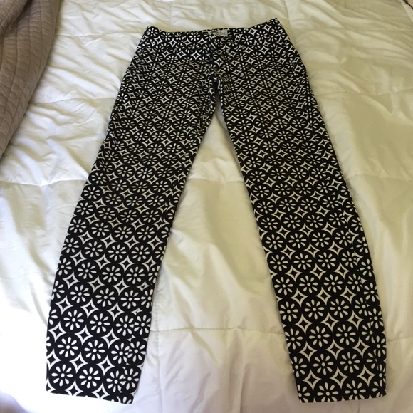 Old navy pixie pants (diva fit)