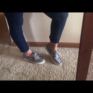 🌟 Gray Sparkly Sperry Top-sider shoes Size 7.5 🌟