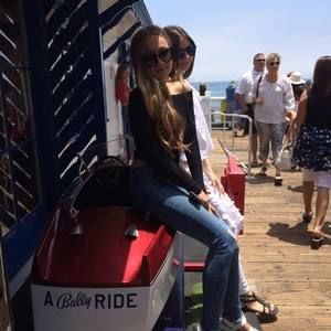 Meet your Posher, Julia