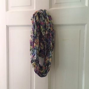 American Eagle patterned circle scarf