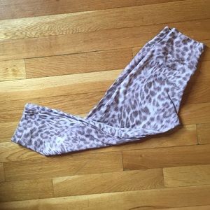 Liquido Leggings - Small, cropped