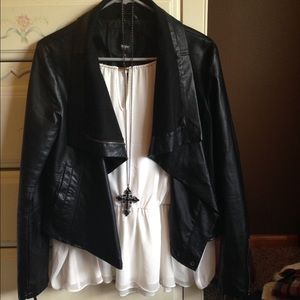Leather jacket + Shirt + (free) necklace
