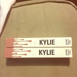 Kylie lip gloss