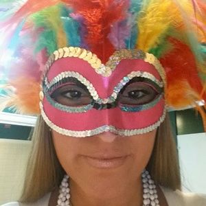 Meet your Posher, Miriam