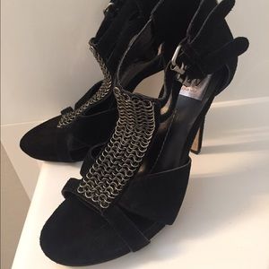 Dolce Vita size 8 black leather heels