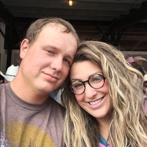 Meet your Posher, Sunni