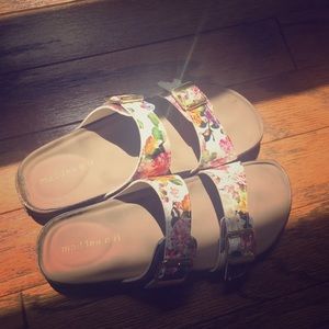 Madden Girl Brando Footbed Slip on Sandals US 8.5