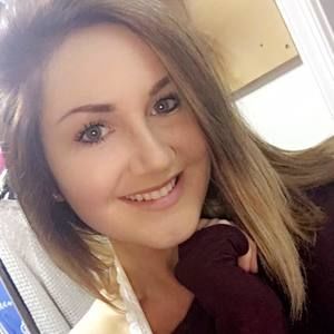 Meet your Posher, Becca