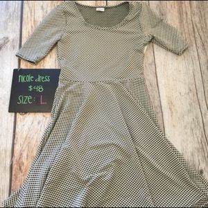 Lularoe Nicole dress large NWT