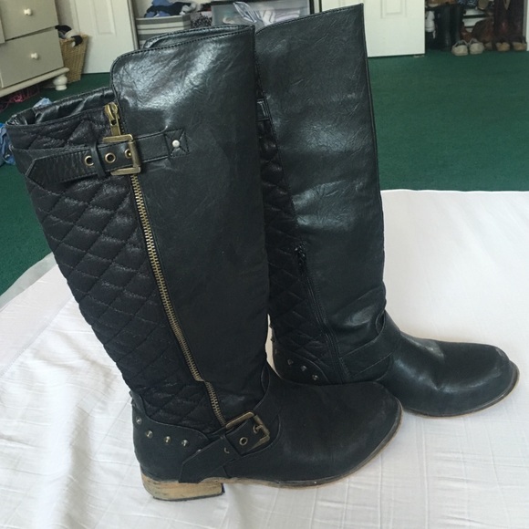 Steve Madden Boots - Picture 1 of 4