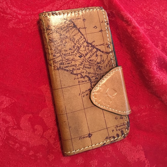 NWOT Patricia Nash leather iPhone 6 wallet!