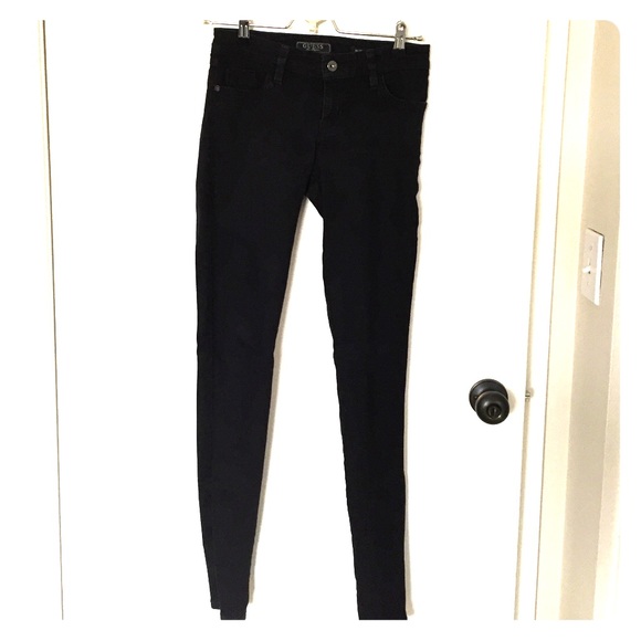 Black Guess jeans