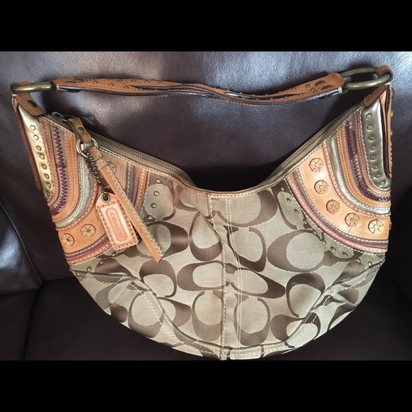 Coach purse - Picture 1 of 4