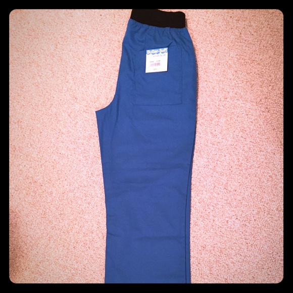 Blue scrubs- butter soft by UA. XS/Tall