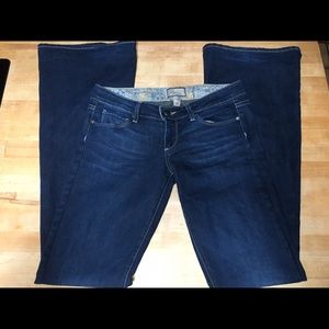 💥 Paige Canyon Flare Jeans waist 26" inseam 34 💥