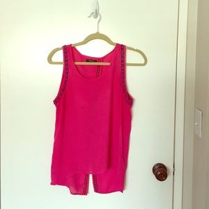 Fuchsia top with royal blue accents