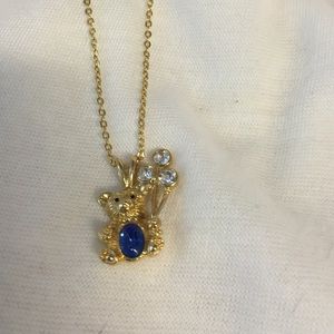 Gold tone teddy bear necklace