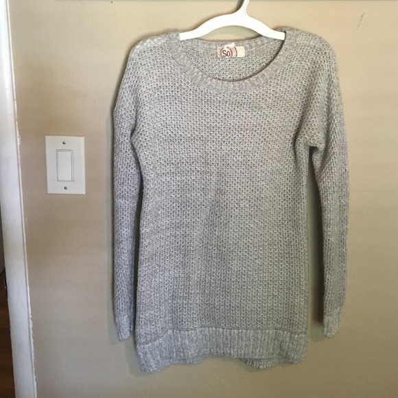 Grey long sleeve sweater
