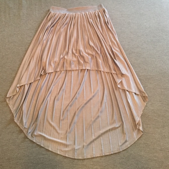 Silver Pleated Hi Lo Skirt