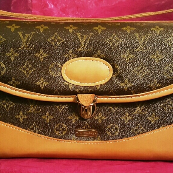 Authentic LV Louis Vuitton Train Case - Saks - Picture 2 of 4