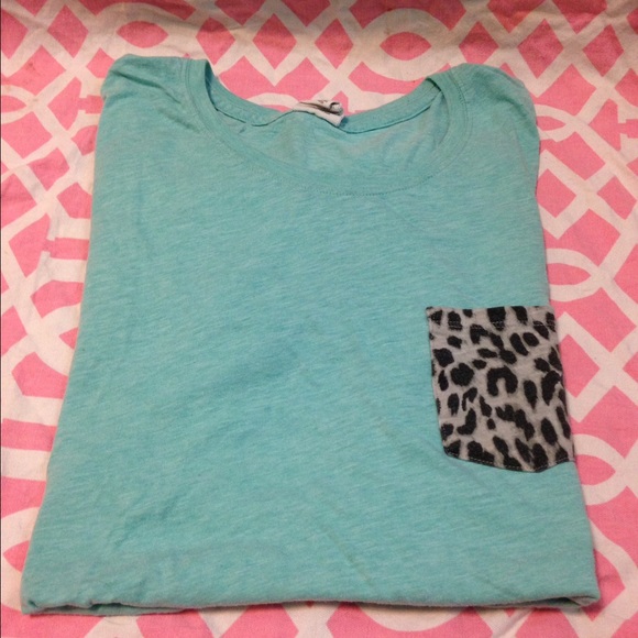 VS Pink Pocket Tee