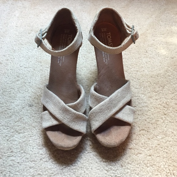 Tan Toms wedges