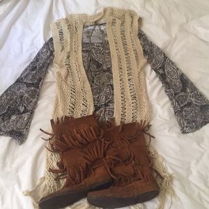Minnetonka fringe boots