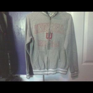 IU/IN hoodie 😍❤️😘