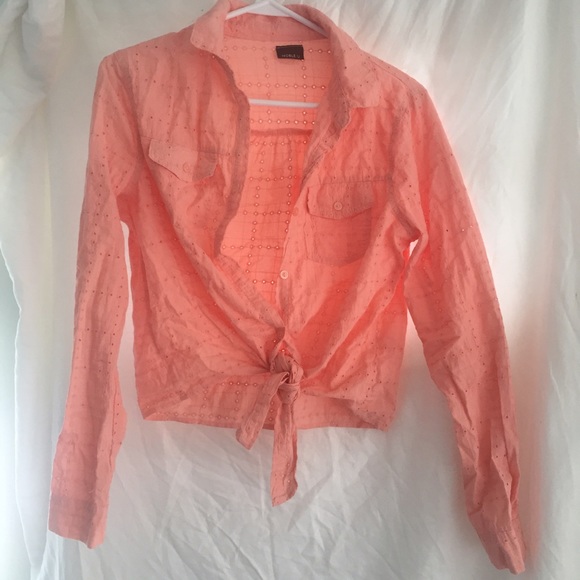 Pretty summery long sleeve