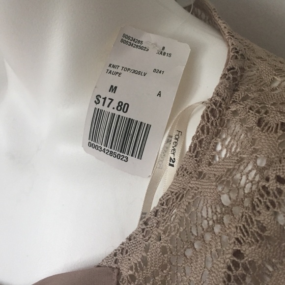 NWT FOREVER 21 KNIT TOP - Picture 2 of 2