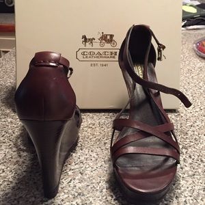Coach Maleena Wedge, size 9