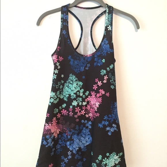 Floral Lululemon tank