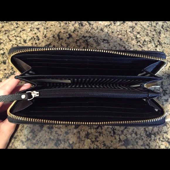 Kate Spade Nylon Lacey Black Wallet - Picture 3 of 4
